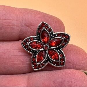Ginger Snap #216 “Ruby Red Star Flower” For 18mm Ginger Snap Jewelry!